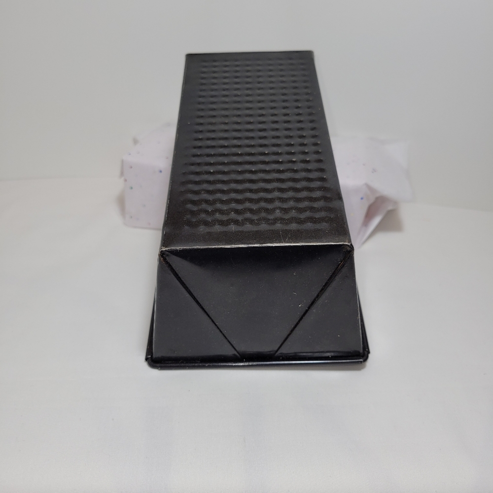 COPY - 8-1/2" X 4-1/2" X 2-3/4" Deep Bakeware Loaf Pan 1 Lb. Loaf (6 per pack) - Picture 4 of 7
